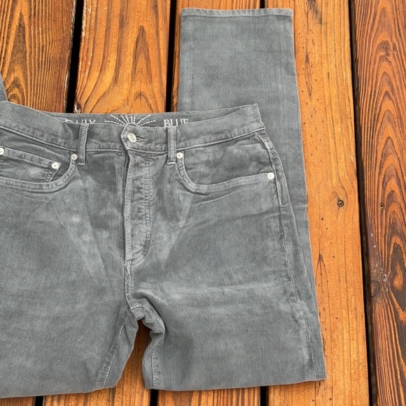 NWT Daily Blue by AG Boost Corduroy Jeans In Gray Size 29 /31 - Picture 11 of 15